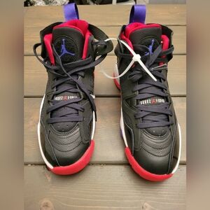 Jordan jumpman 2 trey size 6.5